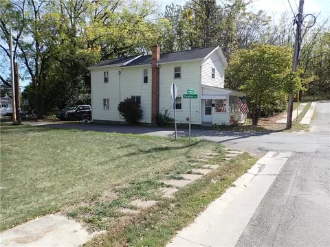 55 Eagle St, Mt Morris, NY 14512
