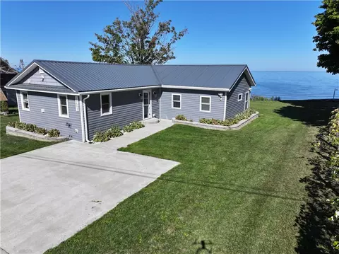 10693 Maple View Hts, Huron, NY 14590