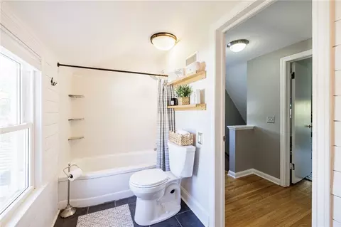 Bath - 96 Tottenham Rd, Irondequoit, NY 14609 photo 3 of 3