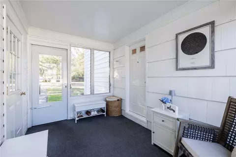 Entry Way - 96 Tottenham Rd, Irondequoit, NY 14609 photo 1 of 4