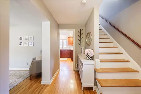 Entry Way - 96 Tottenham Rd, Irondequoit, NY 14609 photo 4 of 4