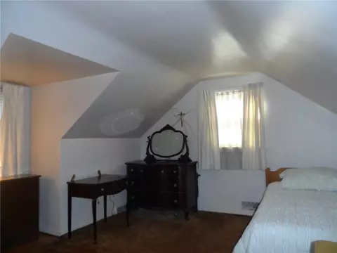 Bedroom - 119 Twilight Dr, Irondequoit, NY 14617 photo 5 of 6