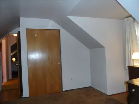 Bedroom - 119 Twilight Dr, Irondequoit, NY 14617 photo 6 of 6