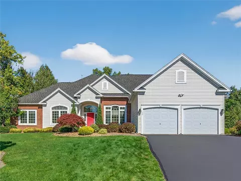 177 Carrington Dr, Greece, NY 14626
