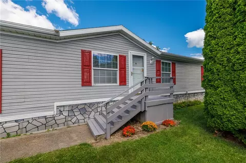 6341 Murphy Dr #C004, Victor, NY 14564