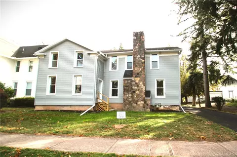 51 College St, Sweden, NY 14420