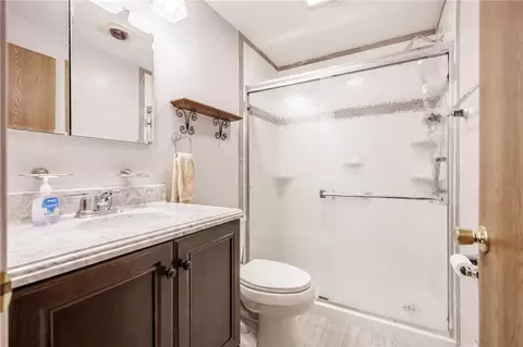 Bath - 70 Kalyna Dr, Irondequoit, NY 14617 photo 1 of 1