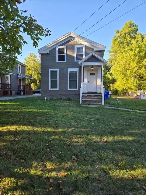 317 W State St, Albion, NY 14411