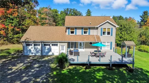 6650 Seman Rd, Naples, NY 14512