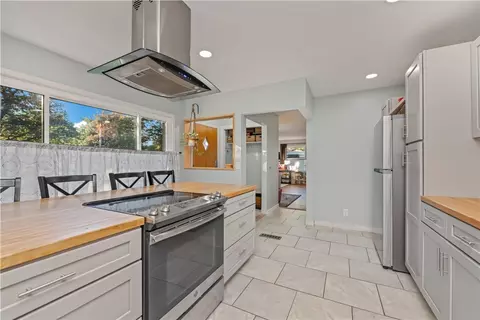 Kitchen - 342 Lafayette Rd, Irondequoit, NY 14609 photo 5 of 10