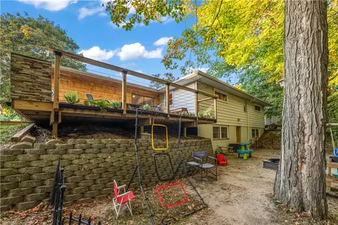 Exterior - 342 Lafayette Rd, Irondequoit, NY 14609 photo 8 of 11