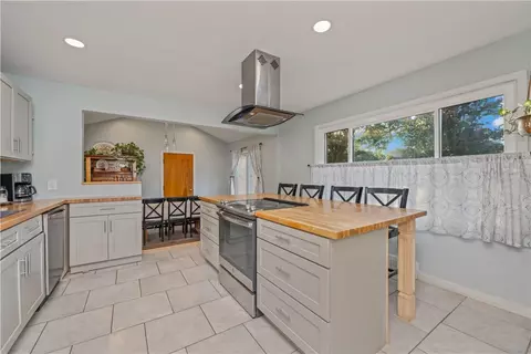 Kitchen - 342 Lafayette Rd, Irondequoit, NY 14609 photo 3 of 10