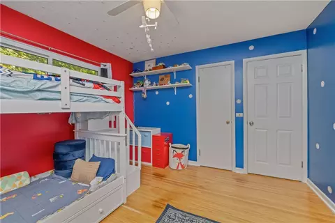 Bedroom - 342 Lafayette Rd, Irondequoit, NY 14609 photo 2 of 8