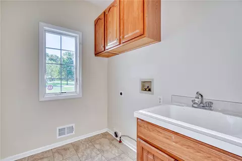 596 Dunnbridge Dr, Webster, NY 14580 photo 26