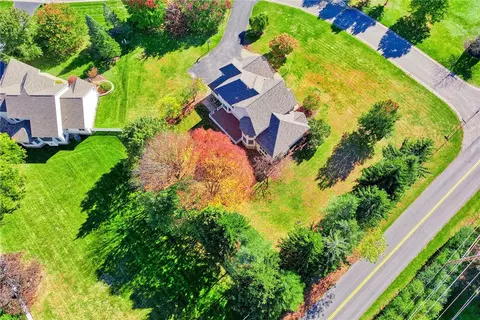 596 Dunnbridge Dr, Webster, NY 14580 photo 49