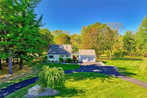 1523 Jackson Rd, Penfield, NY 14526