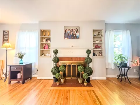 Living - 37 Montclair Dr, Irondequoit, NY 14617 photo 2 of 3