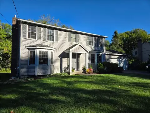 288 East St, Pittsford, NY 14534