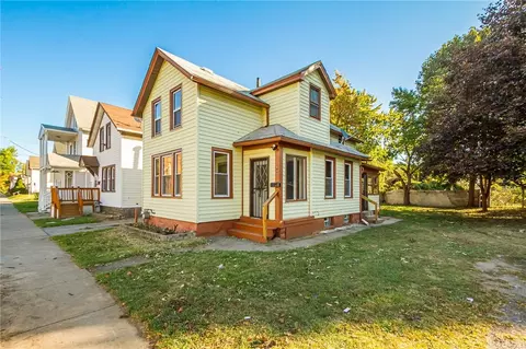 64 Carter St, Rochester, NY 14621