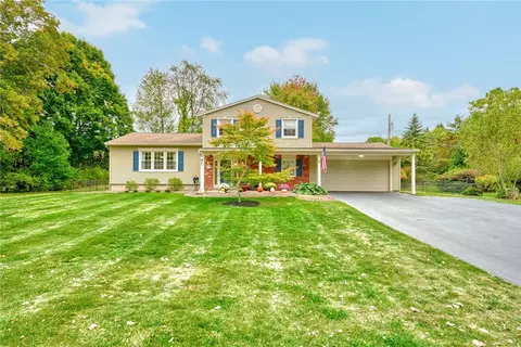 Exterior - 1127 Brooktree Ln, Webster, NY 14580 photo 2 of 8