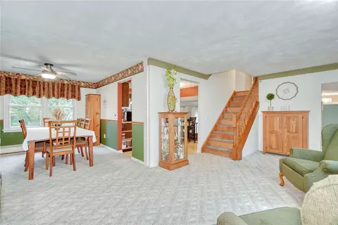 Living - 1127 Brooktree Ln, Webster, NY 14580 photo 1 of 4
