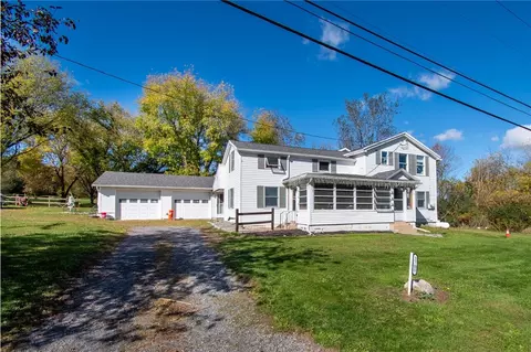 2705 Montross Ln, Sennett, NY 13021