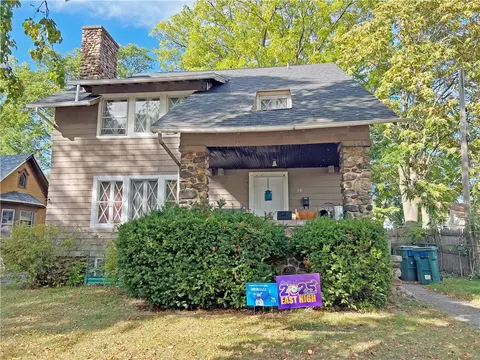16 Shelter St, Rochester, NY 14619