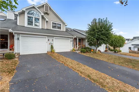 25 Great Meadow Cir #25, Chili, NY 14623