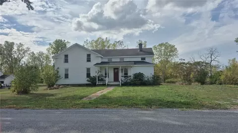 7354 Maple Ave, Bergen, NY 14416