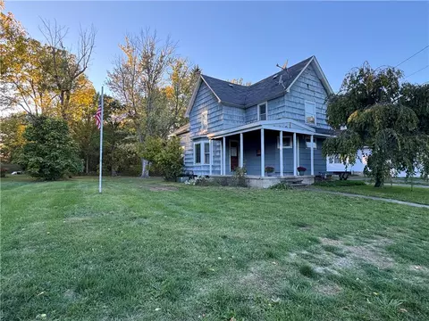 6195 Knickerbocker Rd, Ontario, NY 14519