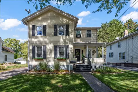 112 Roselawn Ave, Perinton, NY 14450