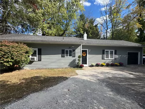 3126 East Ave, Rochester, NY 14618