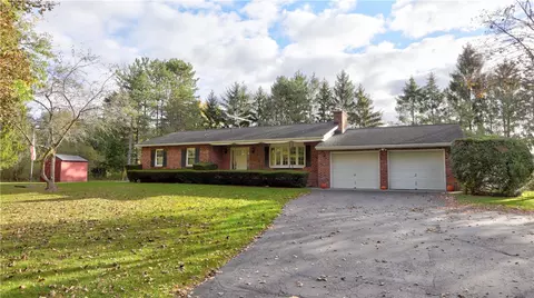 1323 Shawn Dr, Tyre, NY 13148