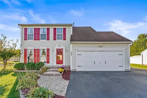 1485 Bowling Green Dr, Webster, NY 14580