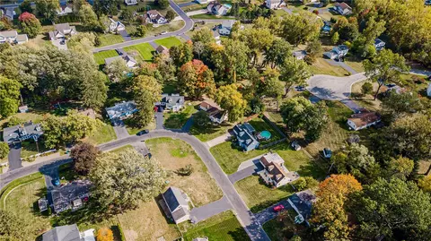 View/Area - 671 Adeline Dr, Webster, NY 14580 photo 6 of 7