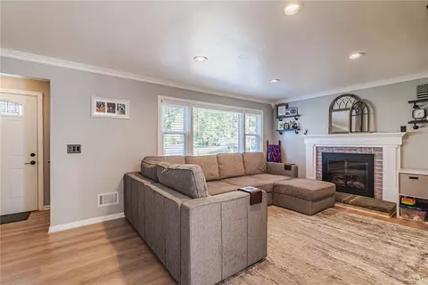 Living - 671 Adeline Dr, Webster, NY 14580 photo 1 of 2
