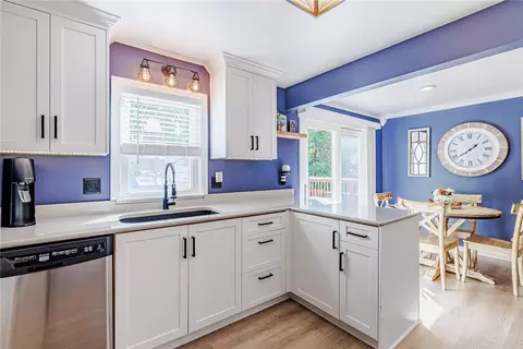 Kitchen - 671 Adeline Dr, Webster, NY 14580 photo 1 of 2
