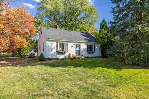 1986 Five Mile Line Rd, Penfield, NY 14526