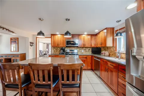 230 Phillips Rd, Webster, NY 14580 photo 12