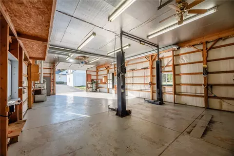 230 Phillips Rd, Webster, NY 14580 photo 48