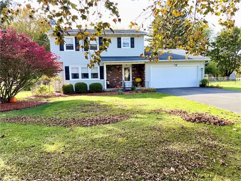14 Lomar Dr, Geneva, NY 14456
