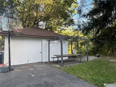 Exterior - 404 List Ave, Irondequoit, NY 14617 photo 5 of 7