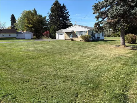 2638 Serven Rd, Waterloo, NY 13165