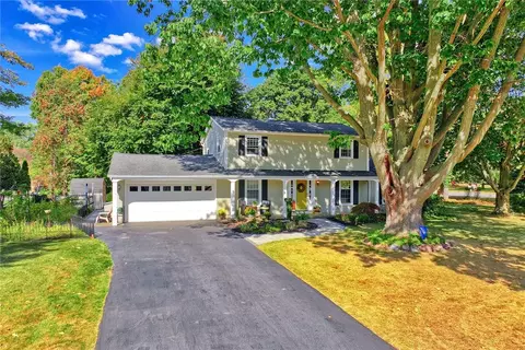1116 Brown Dr, Webster, NY 14580