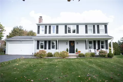 28 Winchester Dr, Perinton, NY 14450