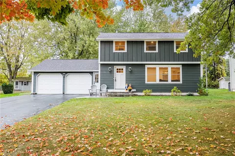 Exterior - 90 Hefner Dr, Webster, NY 14580 photo 3 of 14