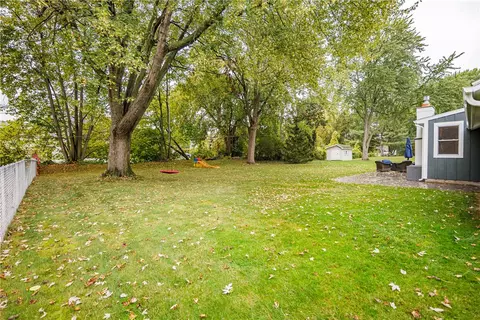 Exterior - 90 Hefner Dr, Webster, NY 14580 photo 14 of 14