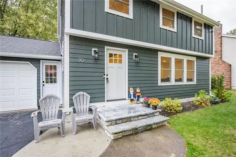 Exterior - 90 Hefner Dr, Webster, NY 14580 photo 2 of 14