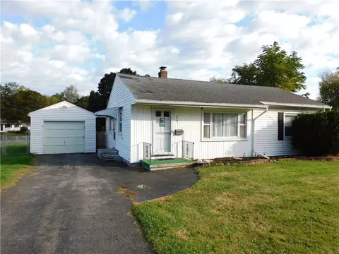 976 Denise Rd, Greece, NY 14616