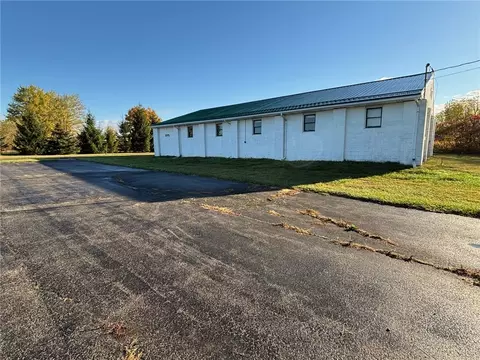5775 Holley-byron Rd, Clarendon, NY 14429